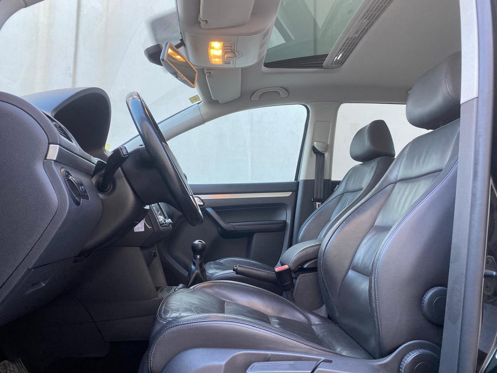 VOLKSWAGEN TOURAN 2.0 TDI 170CV 2009. 167.000km&nbsp; 7 PLAZAS · PIEL · TECHO PANORÁMICO · TOTALMENTE REVISADO