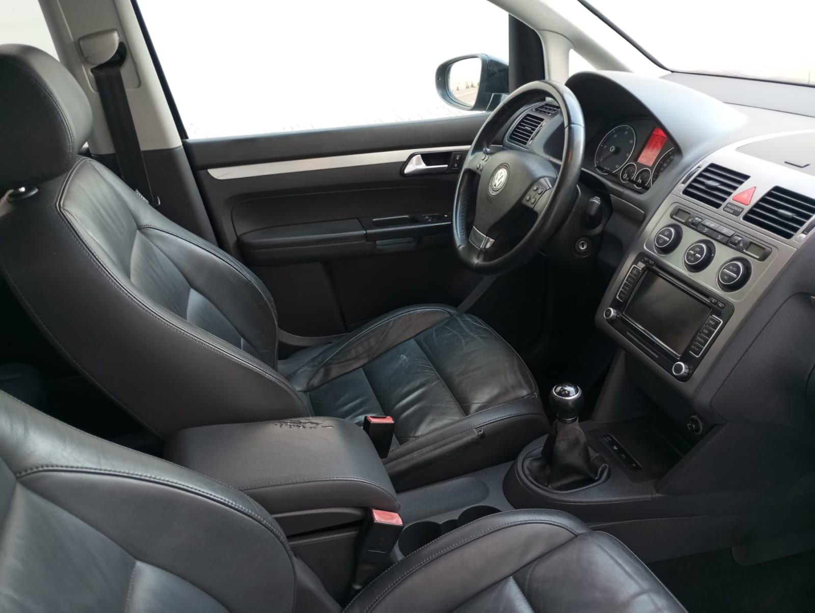 VOLKSWAGEN TOURAN 2.0 TDI 170CV 2009. 167.000km&nbsp; 7 PLAZAS · PIEL · TECHO PANORÁMICO · TOTALMENTE REVISADO