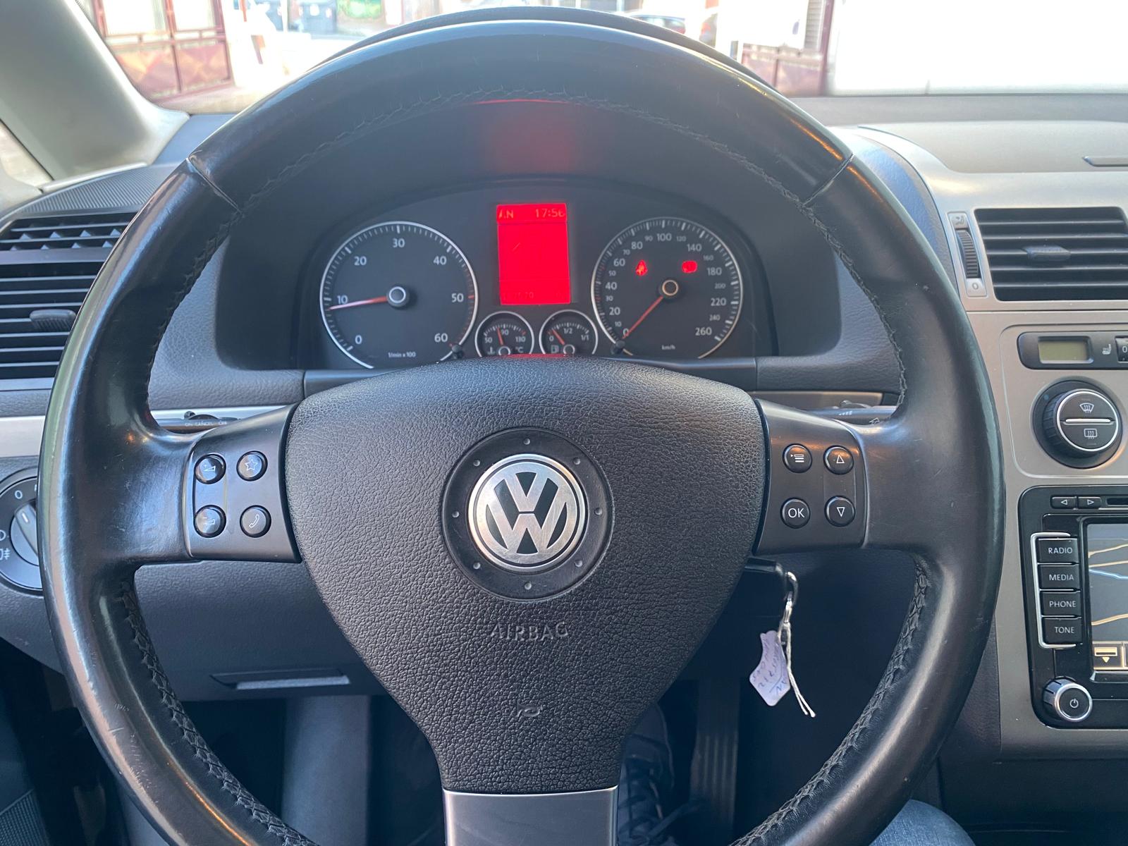 VOLKSWAGEN TOURAN 2.0 TDI 170CV 2009. 167.000km&nbsp; 7 PLAZAS · PIEL · TECHO PANORÁMICO · TOTALMENTE REVISADO