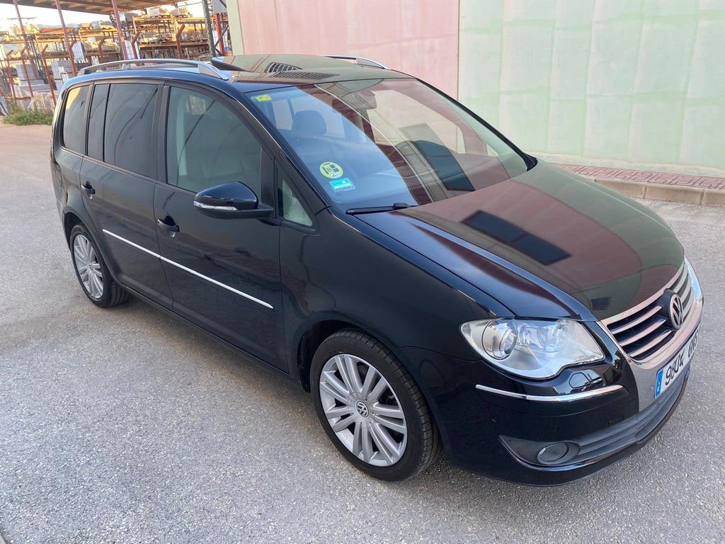 VOLKSWAGEN TOURAN 2.0 TDI 170CV 2009. 167.000km&nbsp; 7 PLAZAS · PIEL · TECHO PANORÁMICO · TOTALMENTE REVISADO