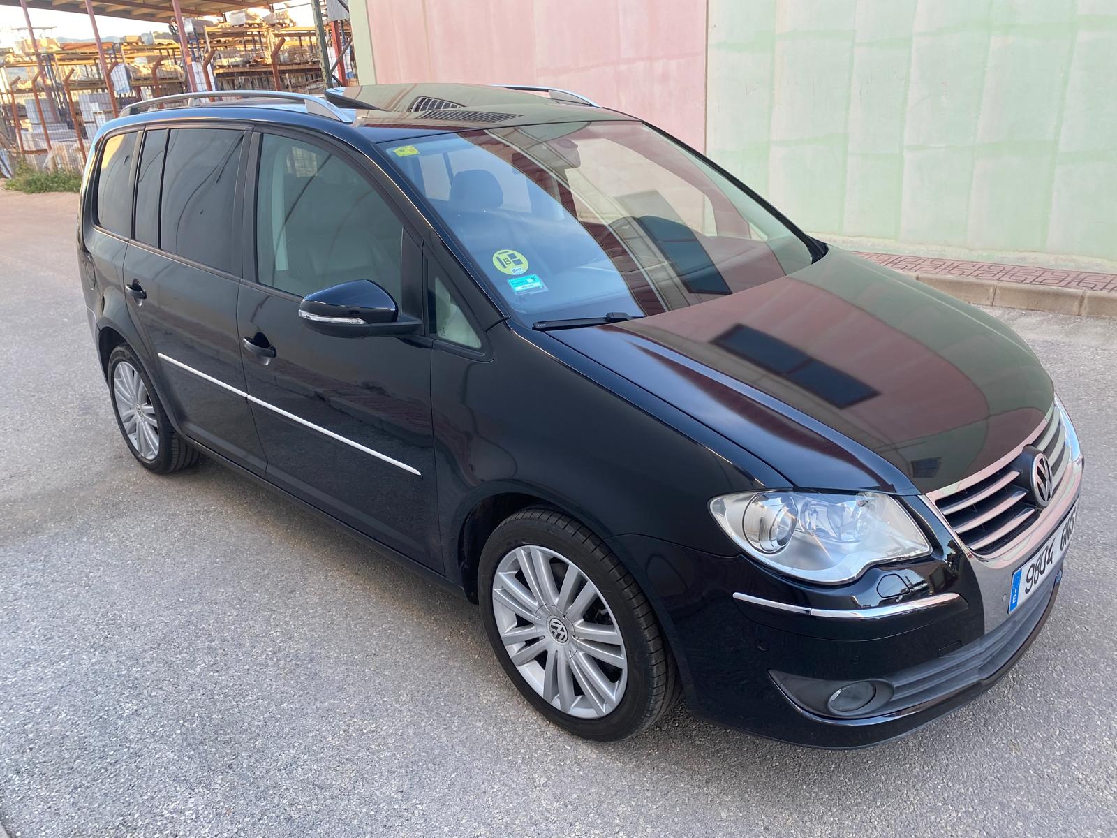 VOLKSWAGEN TOURAN 2.0 TDI 170CV 2009. 167.000km&nbsp; 7 PLAZAS · PIEL · TECHO PANORÁMICO · TOTALMENTE REVISADO