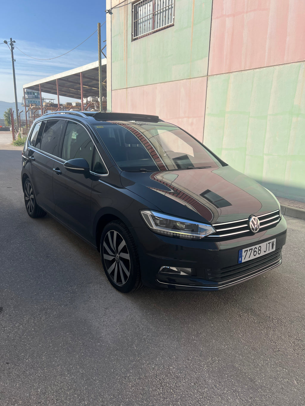 VOLKSWAGEN TOURAN 7 PLAZA