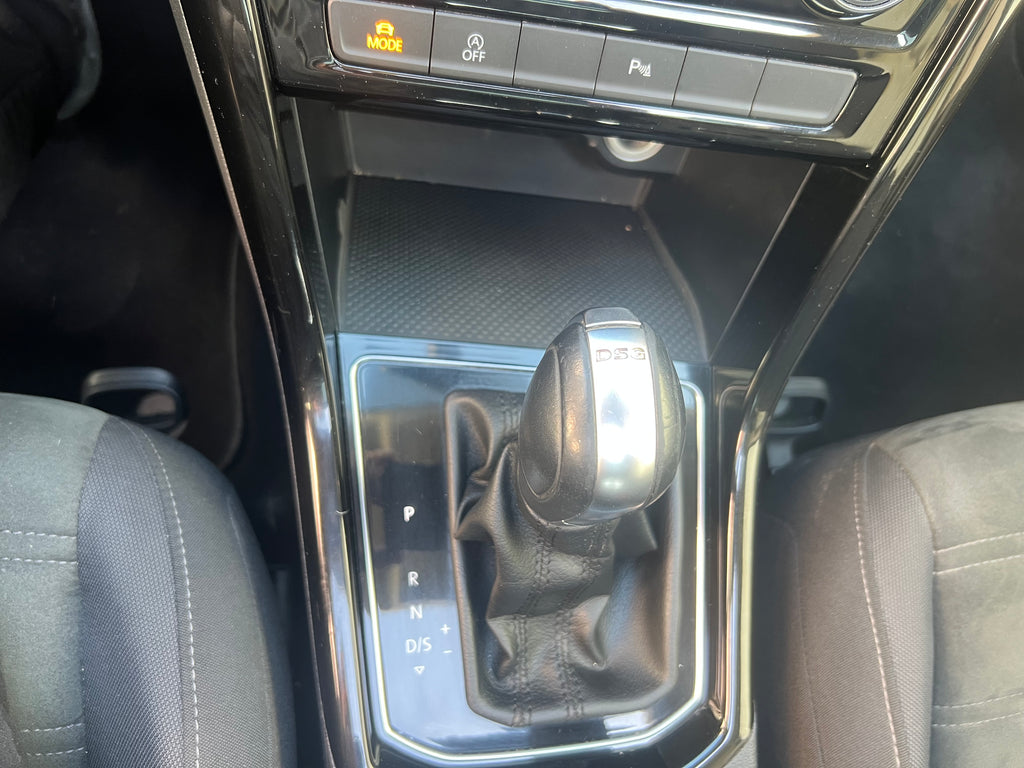 VOLKSWAGEN TOURAN 7 PLAZA