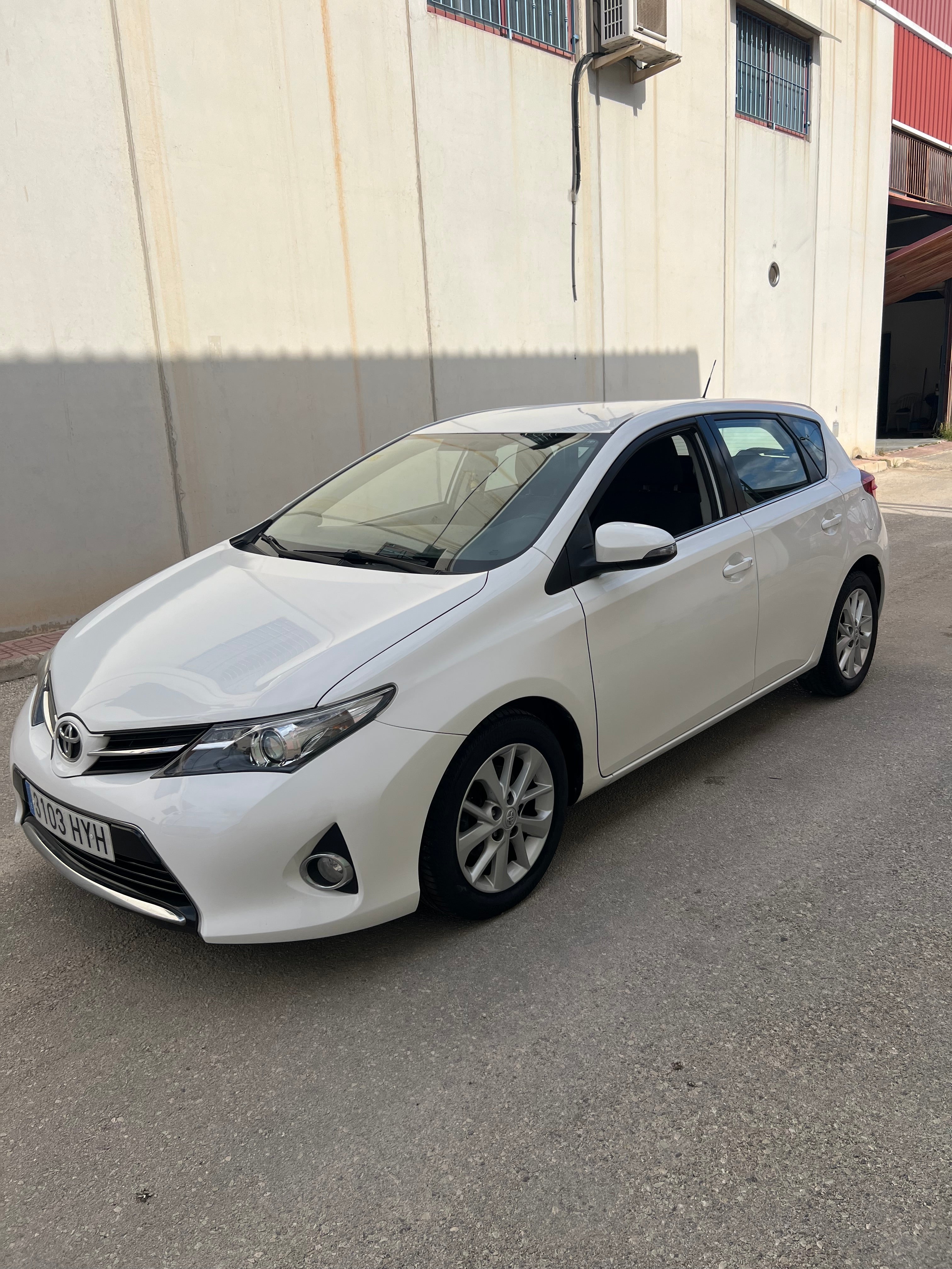 TOYOTA AURIS 1.4D 90 CV