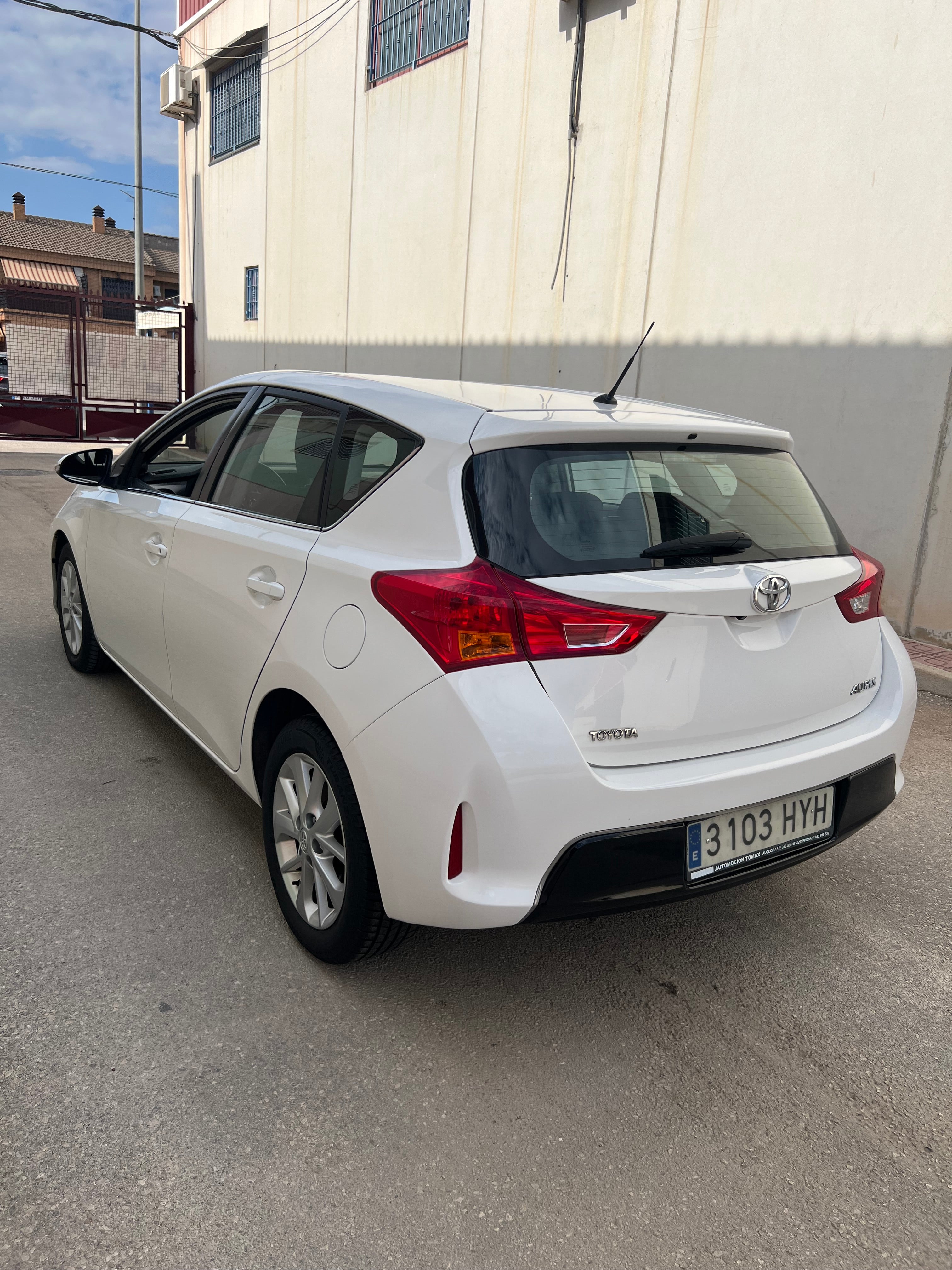 TOYOTA AURIS 1.4D 90 CV