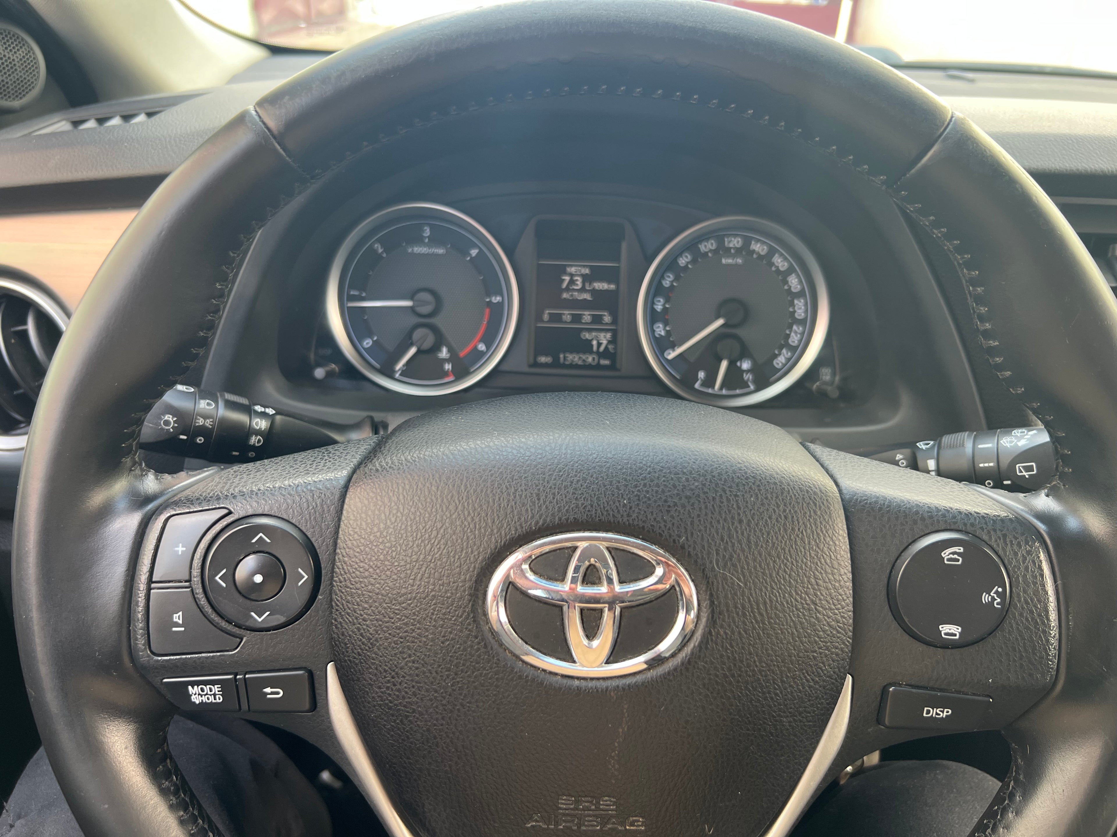 TOYOTA AURIS 1.4D 90 CV