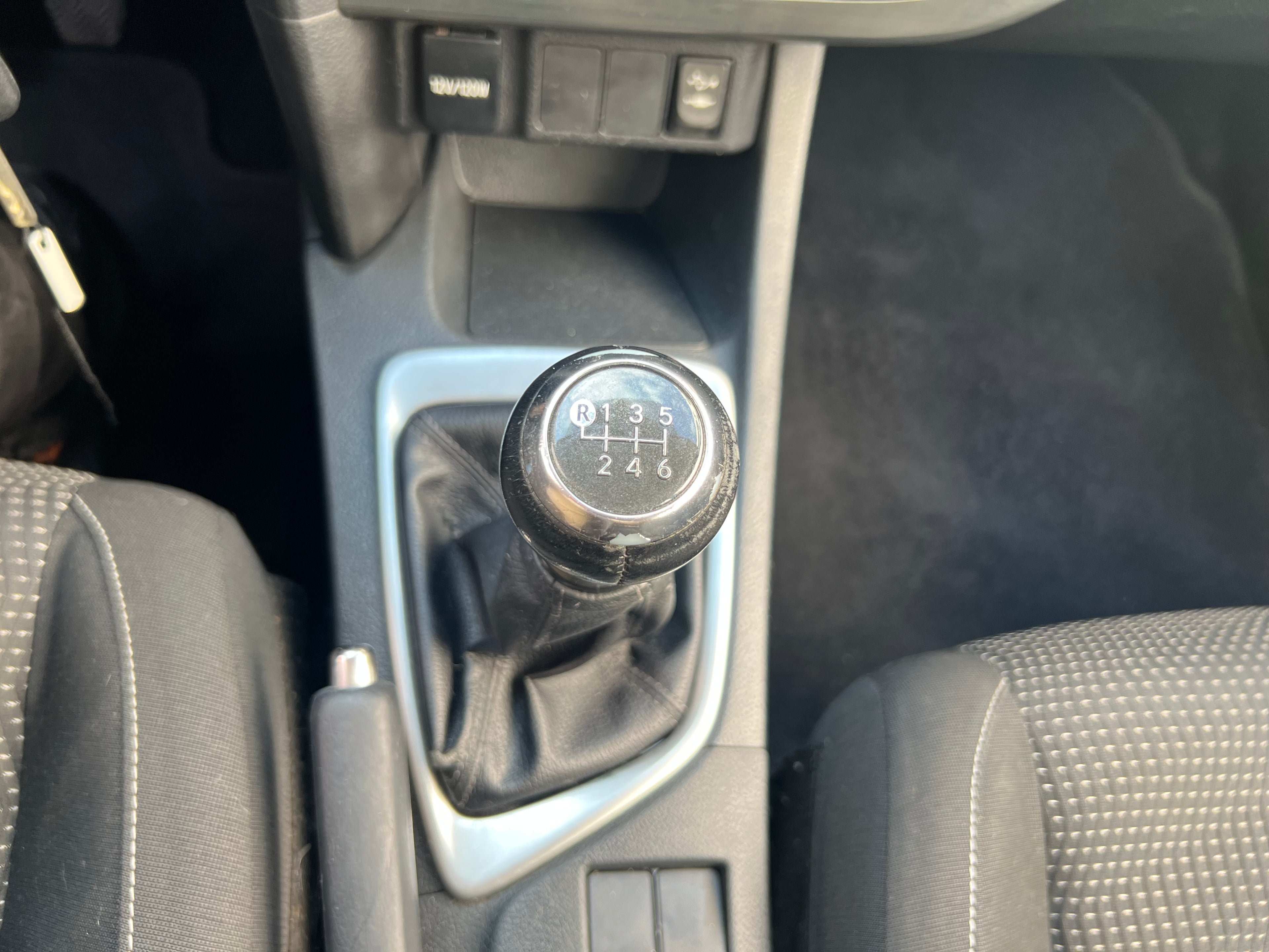 TOYOTA AURIS 1.4D 90 CV