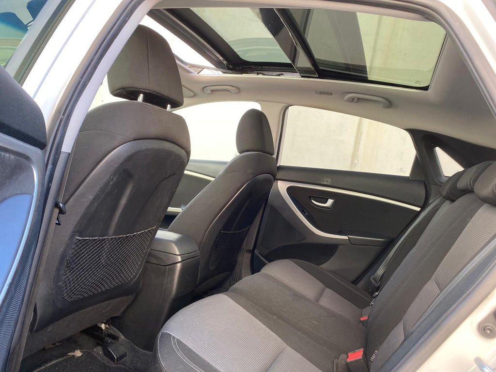 HYUNDAI I30 1.6 CRDI 110 CV 120000 KILOMETROS