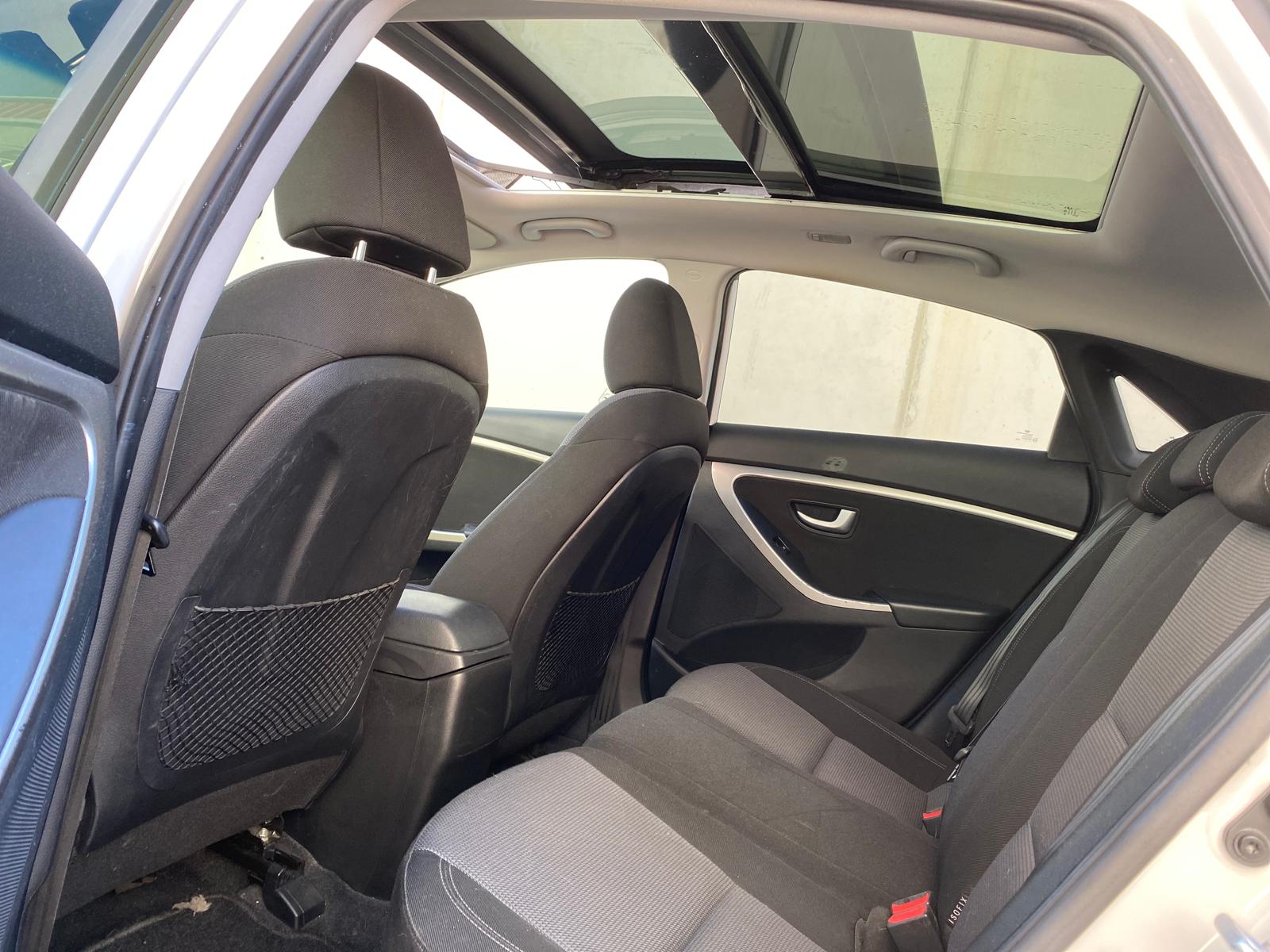 HYUNDAI I30 1.6 CRDI 110 CV 120000 KILOMETROS