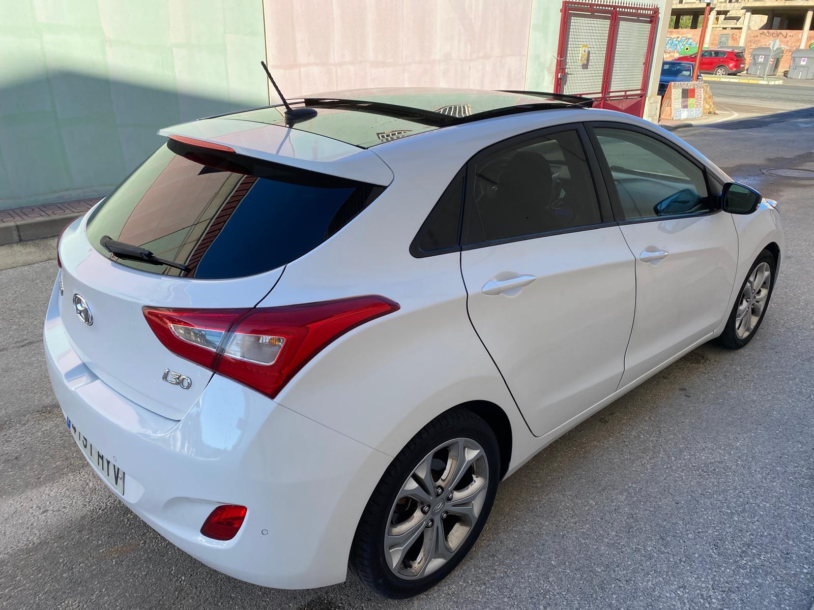HYUNDAI I30 1.6 CRDI 110 CV 120000 KILOMETROS